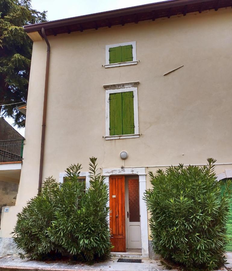 Casale Storico Enzo Villa Castelnuovo del Garda Luaran gambar