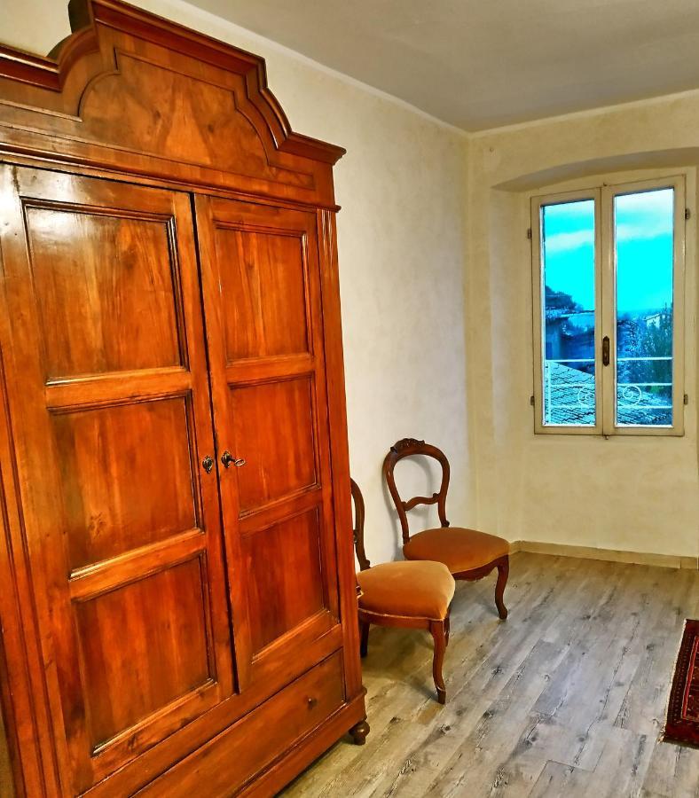Casale Storico Enzo Villa Castelnuovo del Garda Luaran gambar