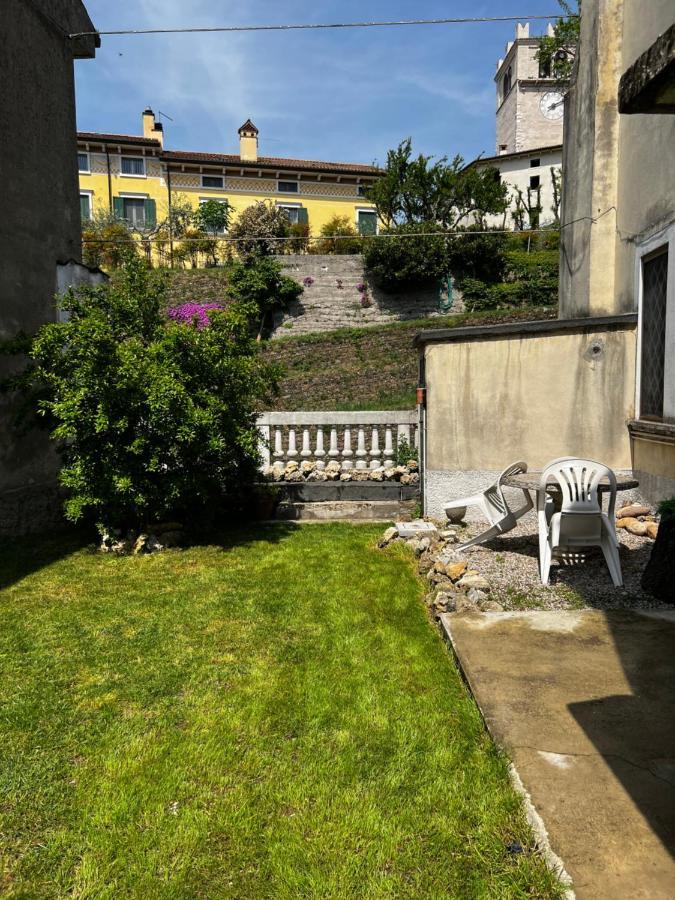 Casale Storico Enzo Villa Castelnuovo del Garda Luaran gambar