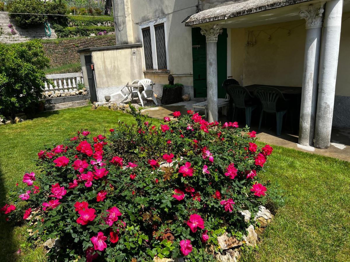 Casale Storico Enzo Villa Castelnuovo del Garda Luaran gambar